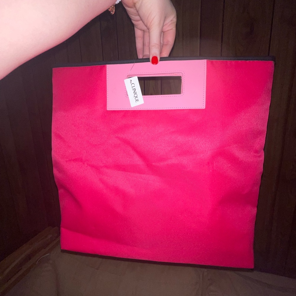 Clinique Fuchsia Bag